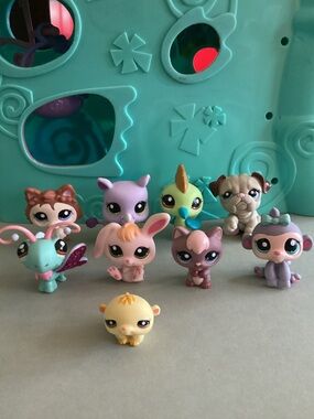Littlest Pet Shop Collectors Tin Incomplete Set 9/12 Pets